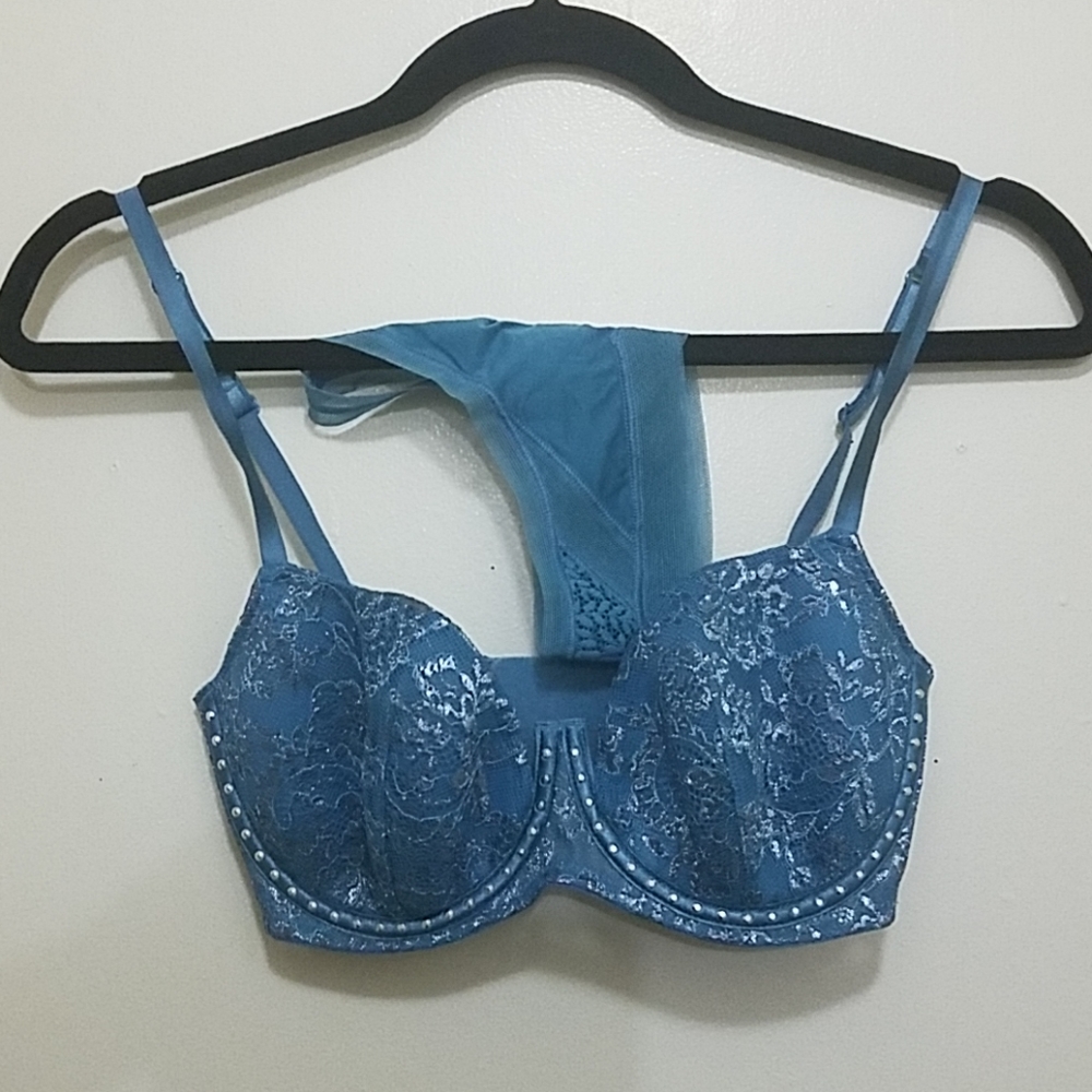 VS Very Sexy lace balconet bra - Picture 4 of 6